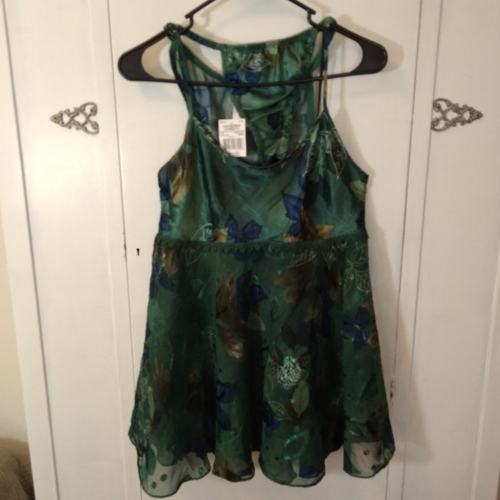 California Dynasty  NWT 2pc Sleep Set